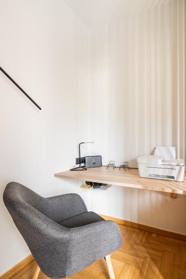 Athena Blue Lux Apartments 2Br 2Ba With City Skyline View, Near Kolonaki Athens Luaran gambar