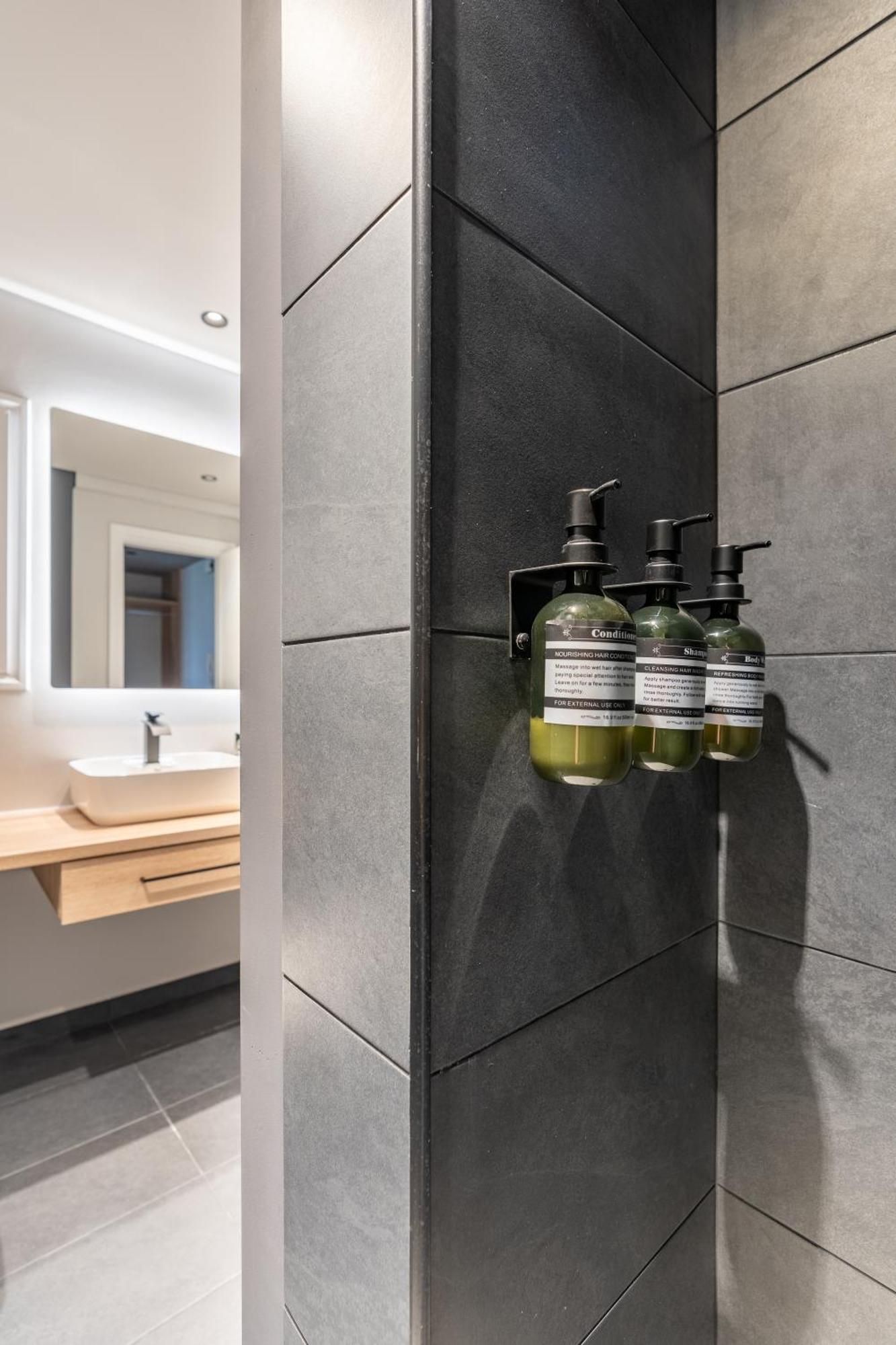 Athena Blue Lux Apartments 2Br 2Ba With City Skyline View, Near Kolonaki Athens Luaran gambar